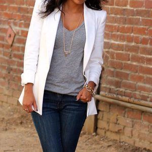 *** SOLD*** DO NOT BUY Women's White Blazer
